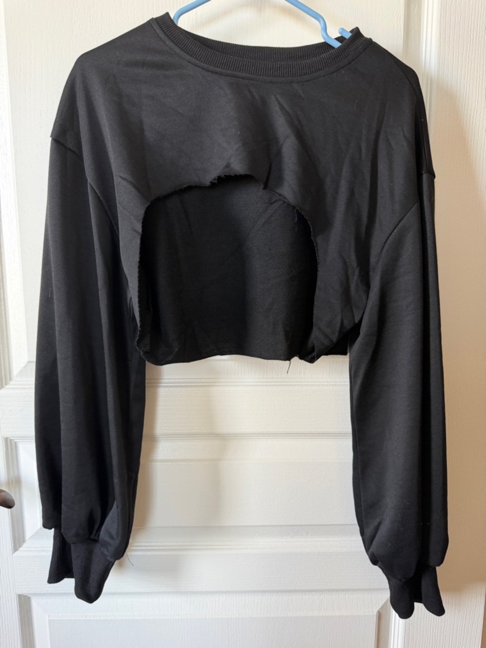 Black Cropped Cutout Long-Sleeve Top - Women's